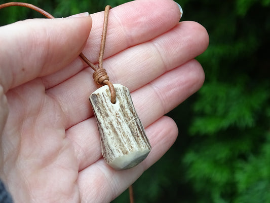 the Lullaby Necklace